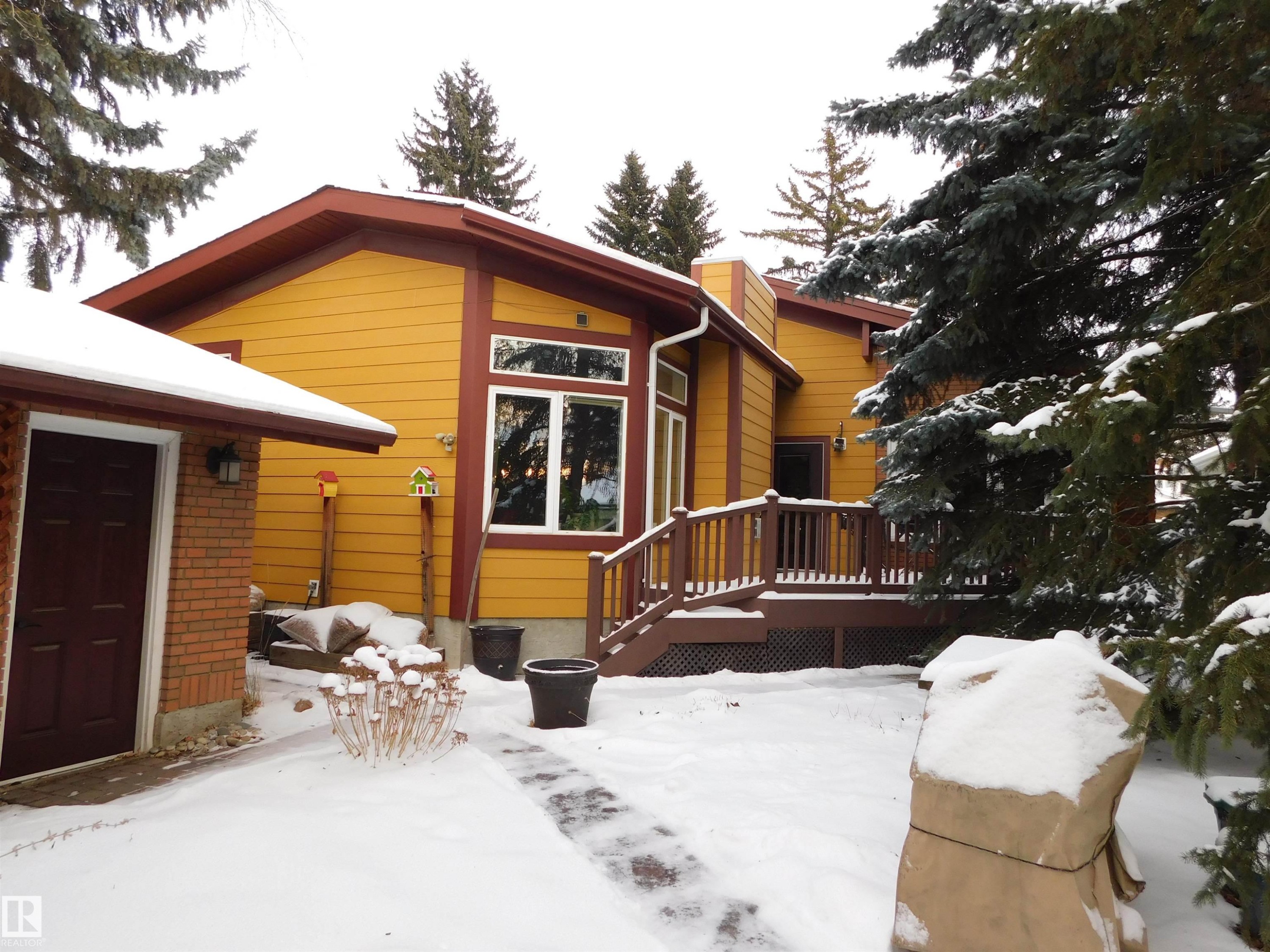












5704 144 Street

,
Edmonton,




AB
T6H 4H4

