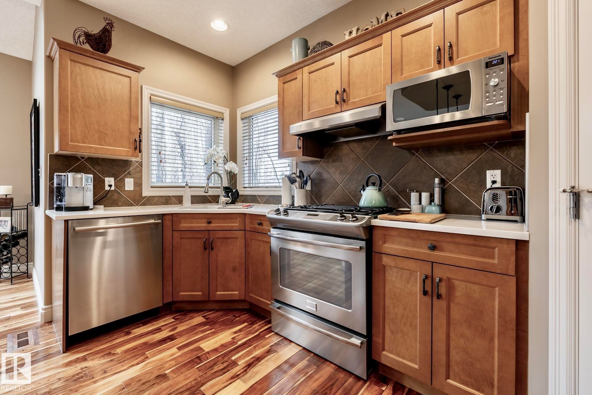 












4815 209 Street

,
Edmonton,




AB
T6M 3A4

