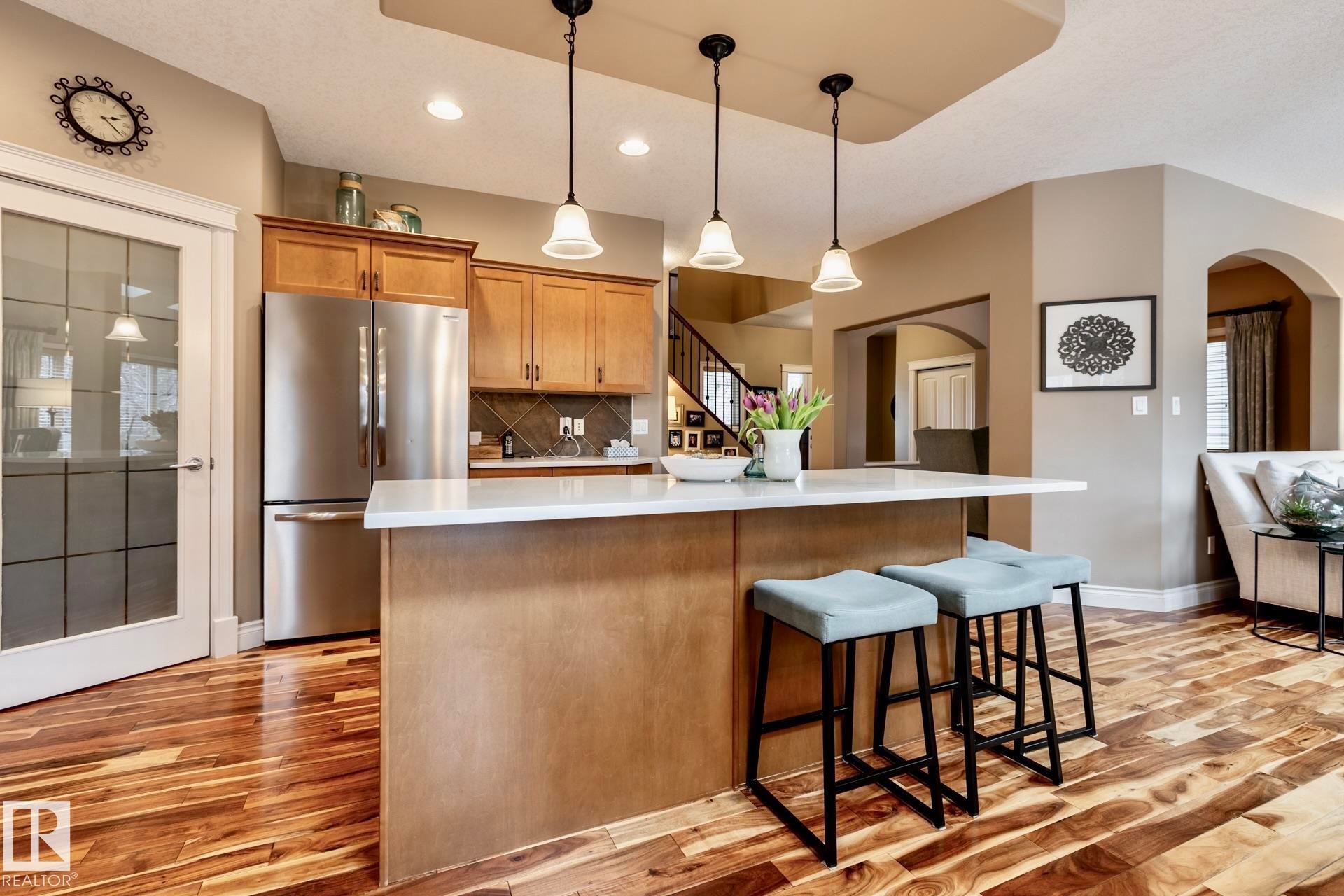 












4815 209 Street

,
Edmonton,




AB
T6M 3A4

