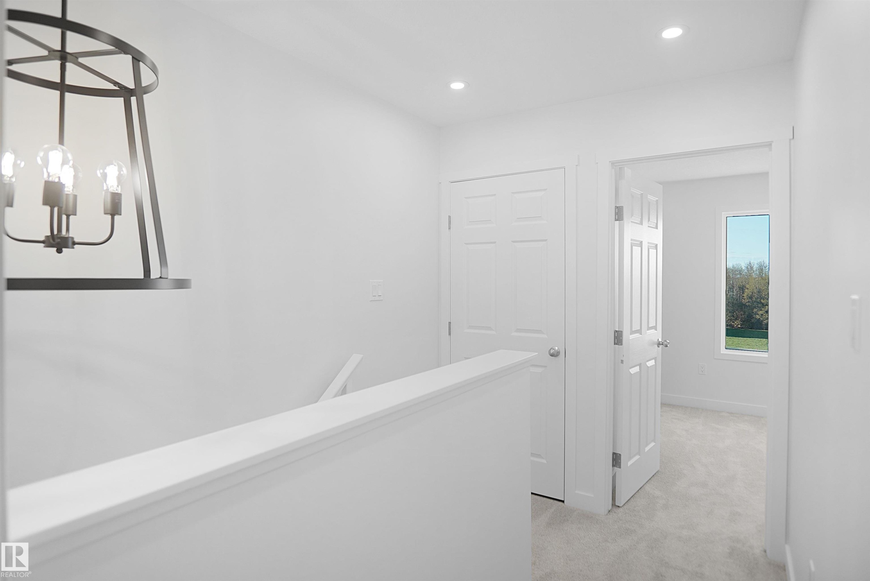 












938 19 Avenue

,
Edmonton,




AB
T6T 1J1

