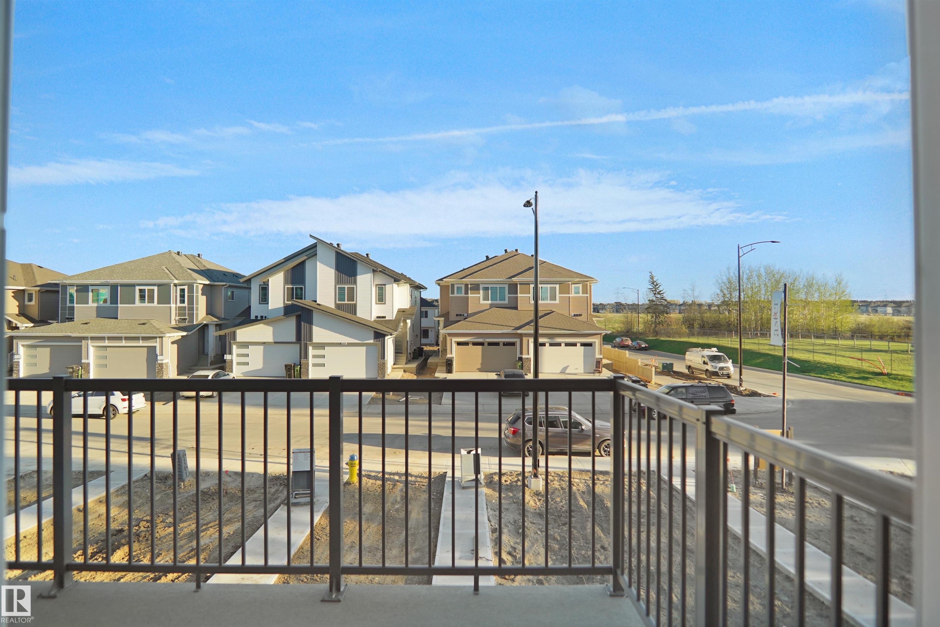 












938 19 Avenue

,
Edmonton,




AB
T6T 1J1

