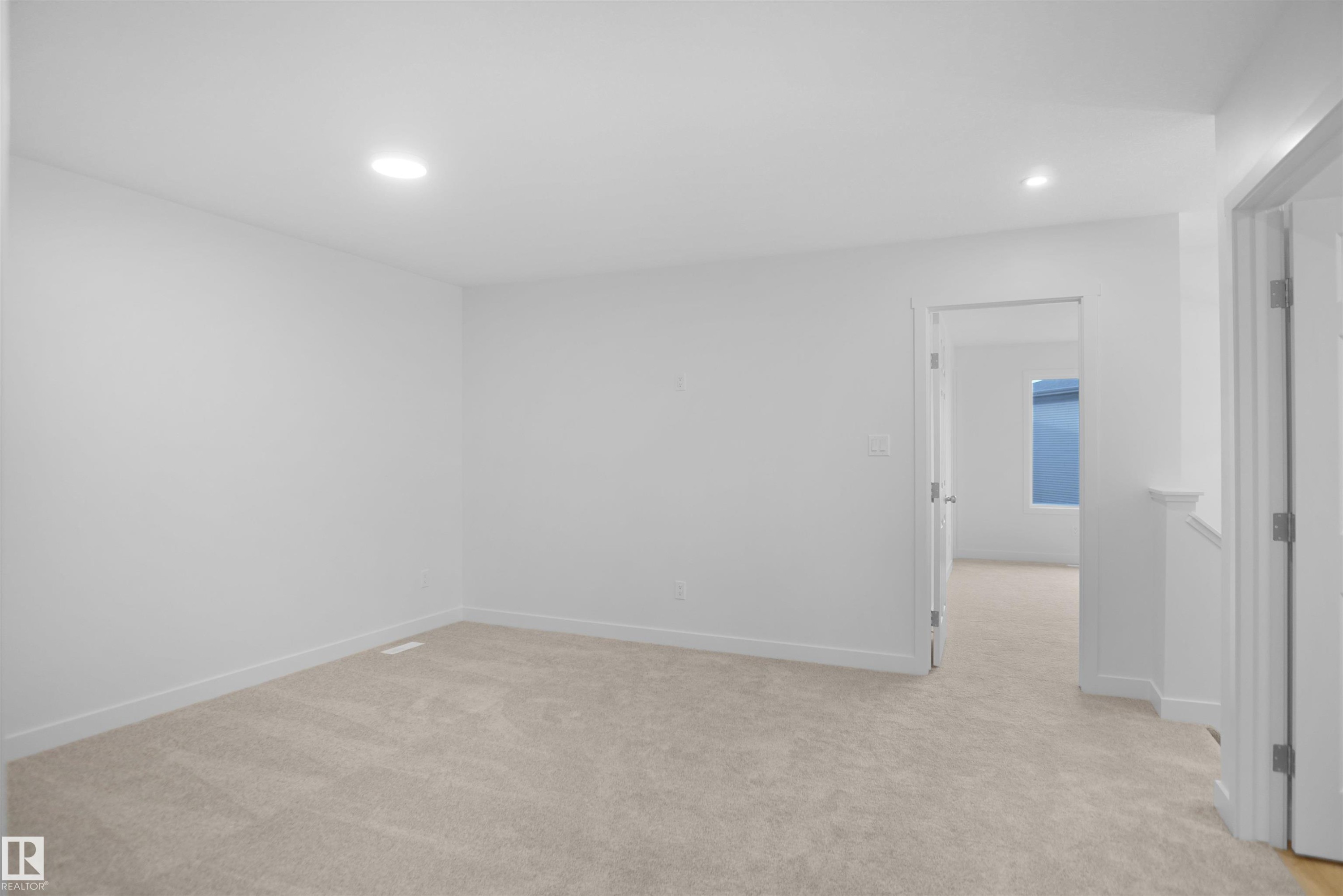 












3412 122 Street

,
Edmonton,




AB
T6W 4S9

