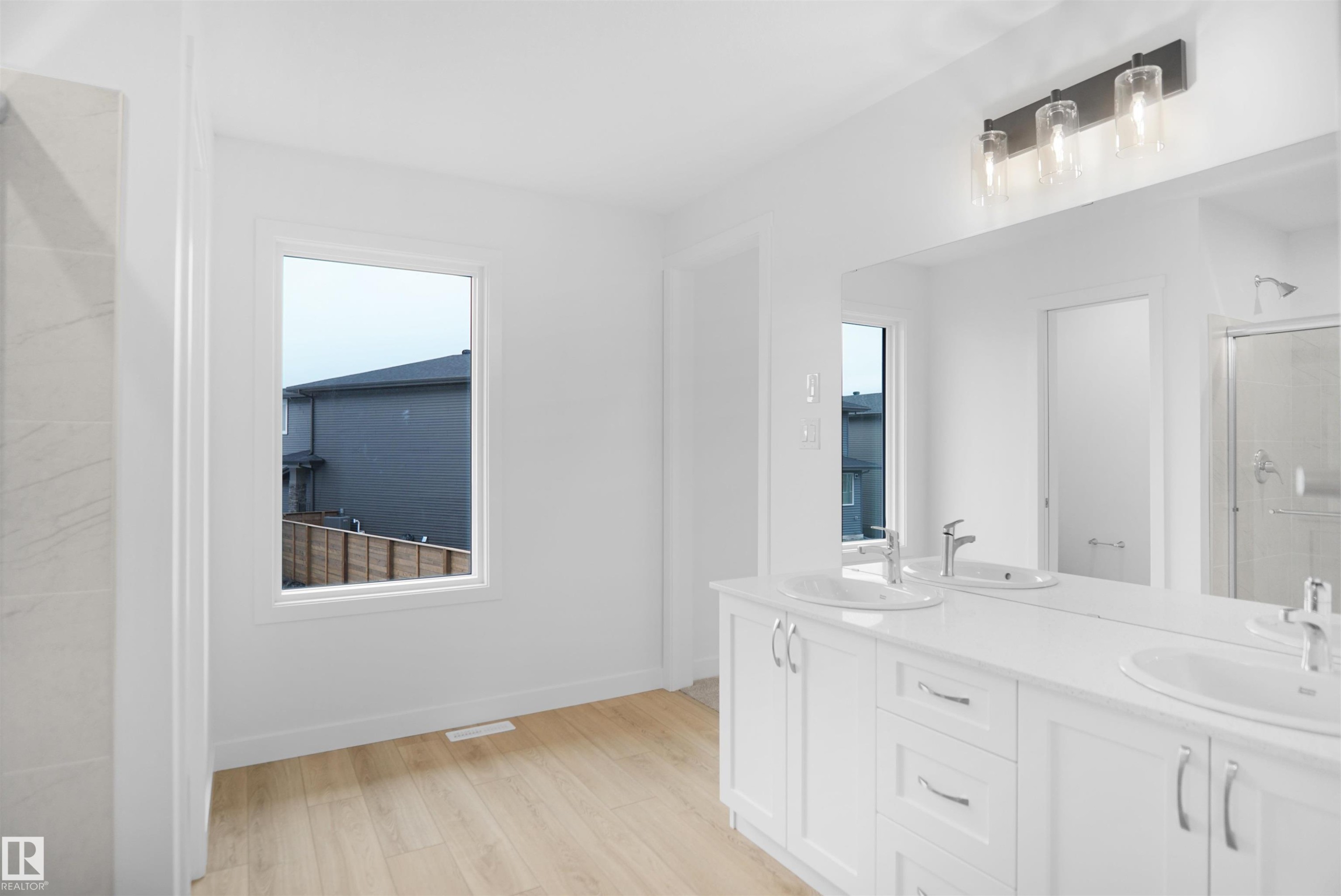 












3412 122 Street

,
Edmonton,




AB
T6W 4S9

