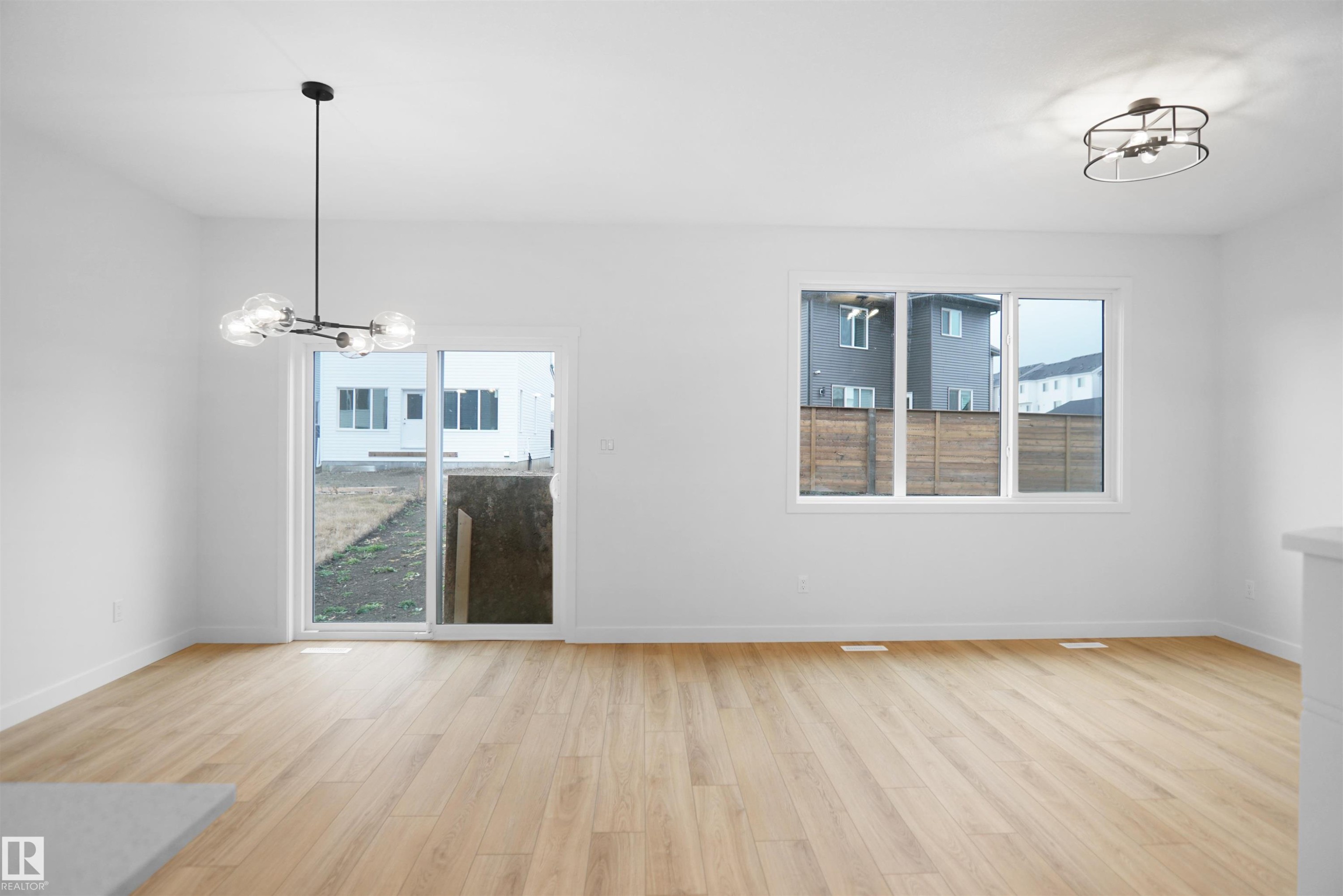












3412 122 Street

,
Edmonton,




AB
T6W 4S9

