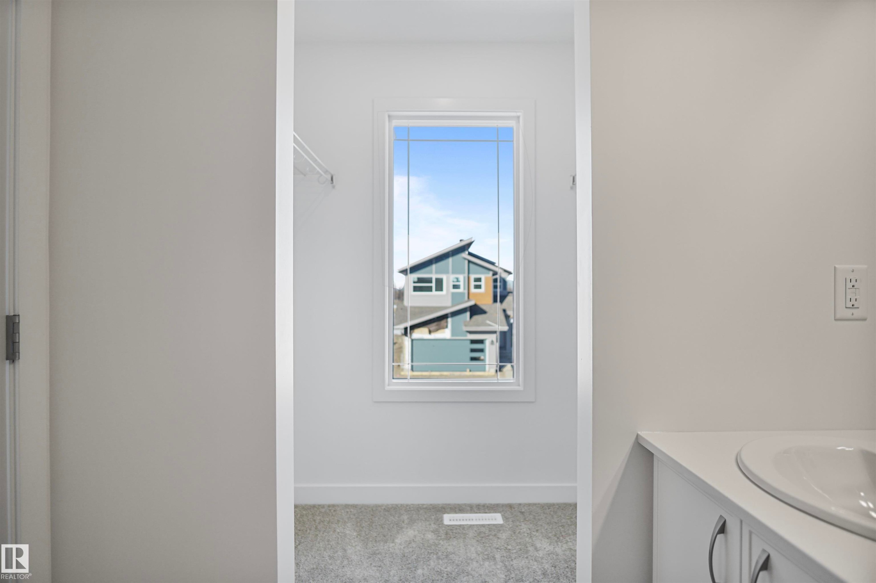 












1232 MCLEOD Avenue

,
Spruce Grove,




AB
T7X 4B7

