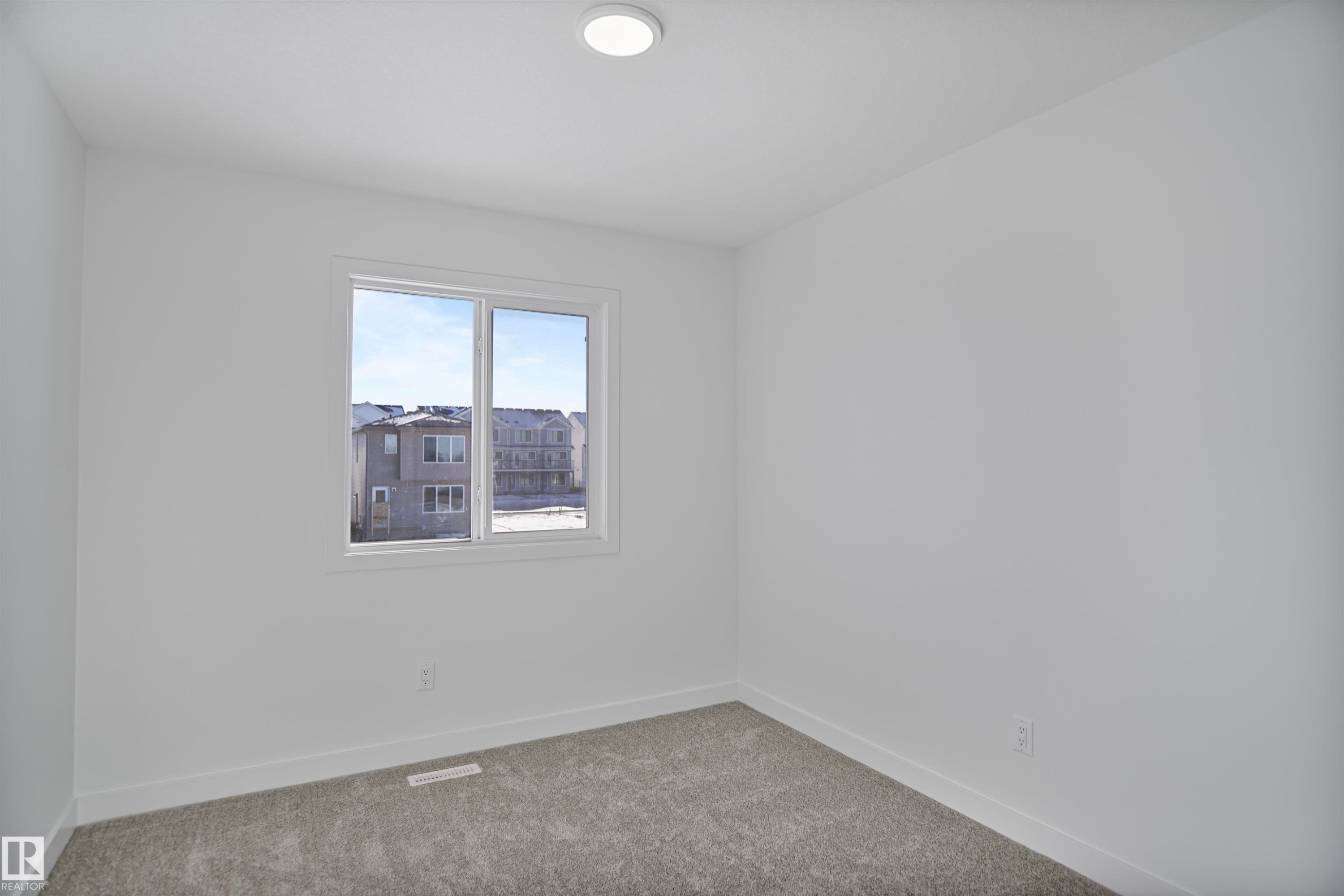 












1232 MCLEOD Avenue

,
Spruce Grove,




AB
T7X 4B7

