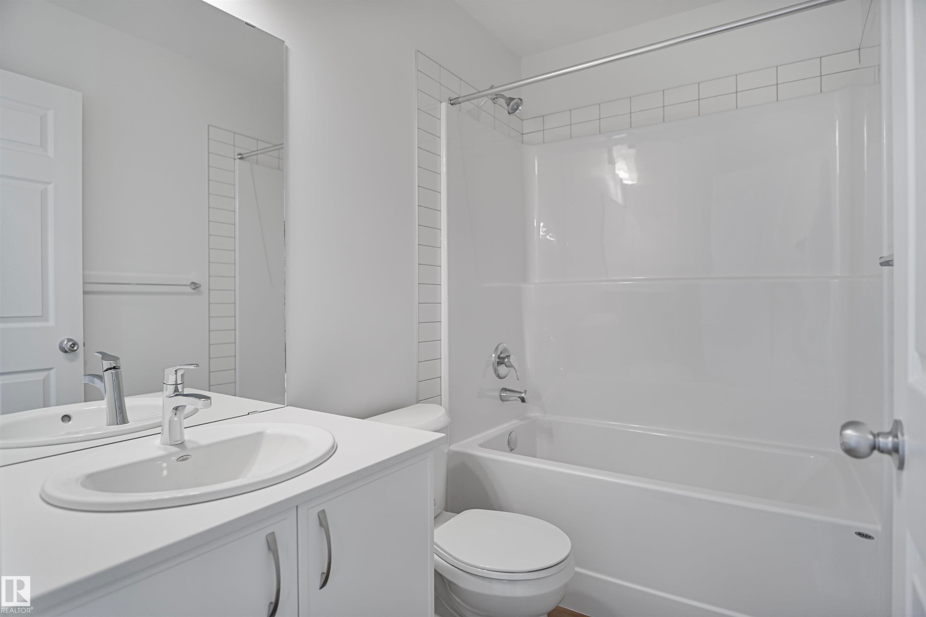 












1232 MCLEOD Avenue

,
Spruce Grove,




AB
T7X 4B7

