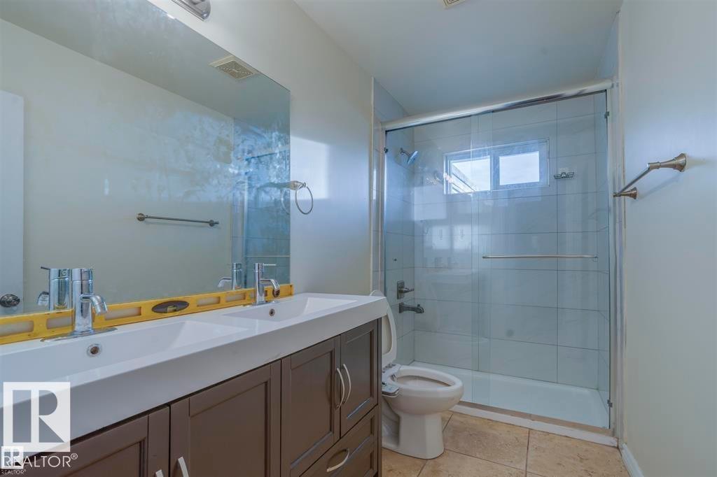 












52028 RGE ROAD 231

,
Rural Strathcona County,




AB
T8B 1A3

