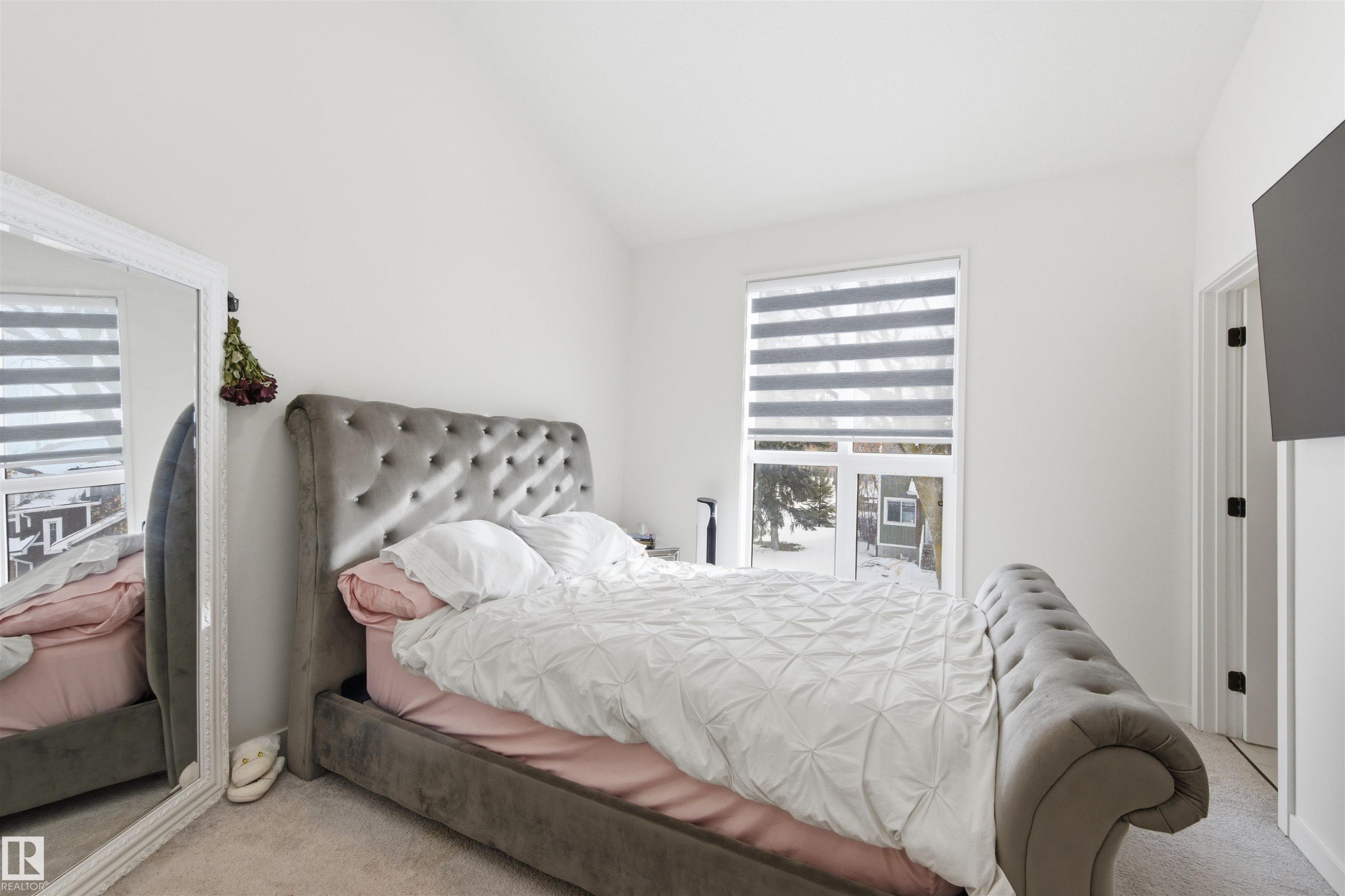 












3 12204 121 Avenue

,
Edmonton,




AB
T5L 3C3

