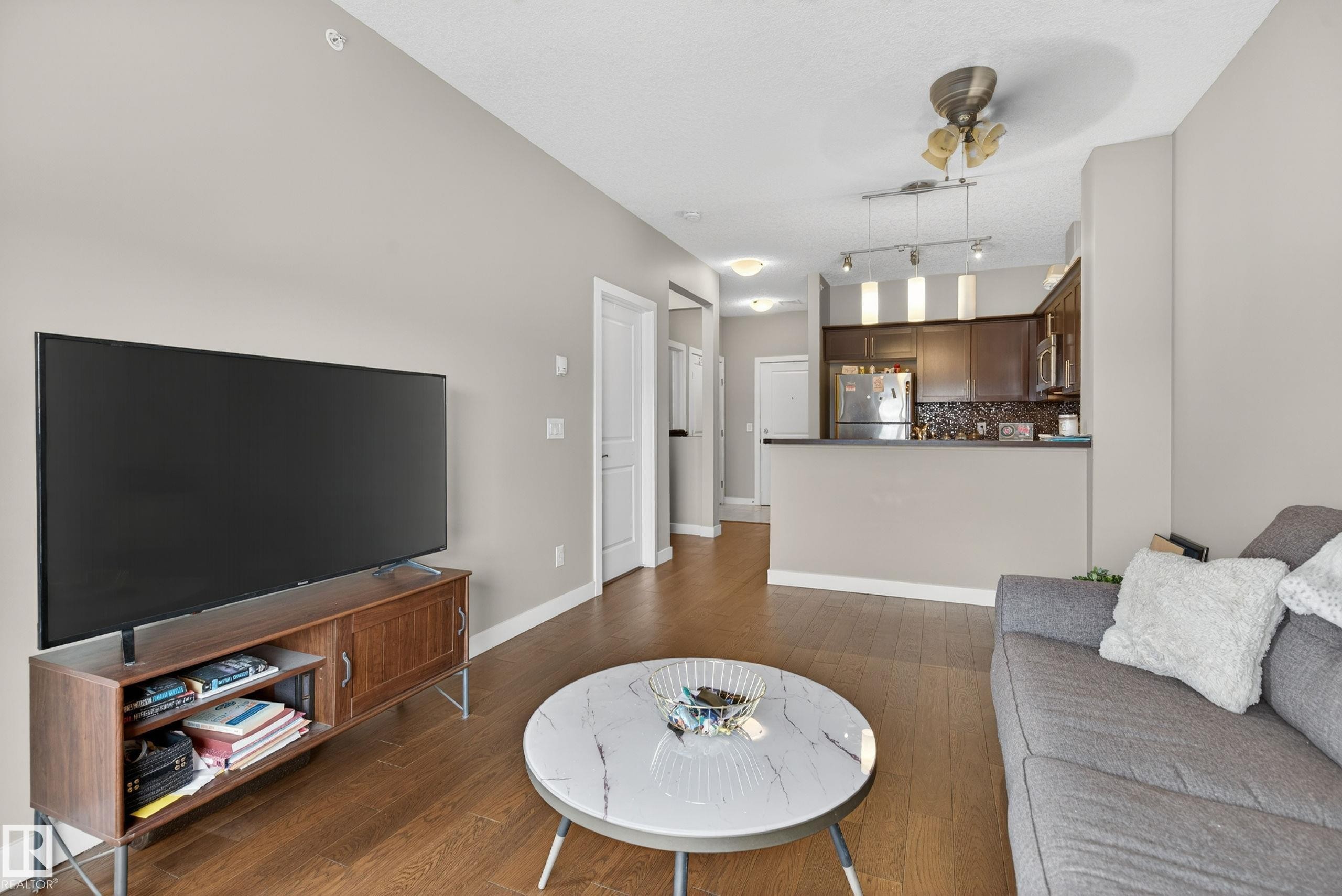 












409 2584 ANDERSON Way

,
Edmonton,




AB
T6W 0R2

