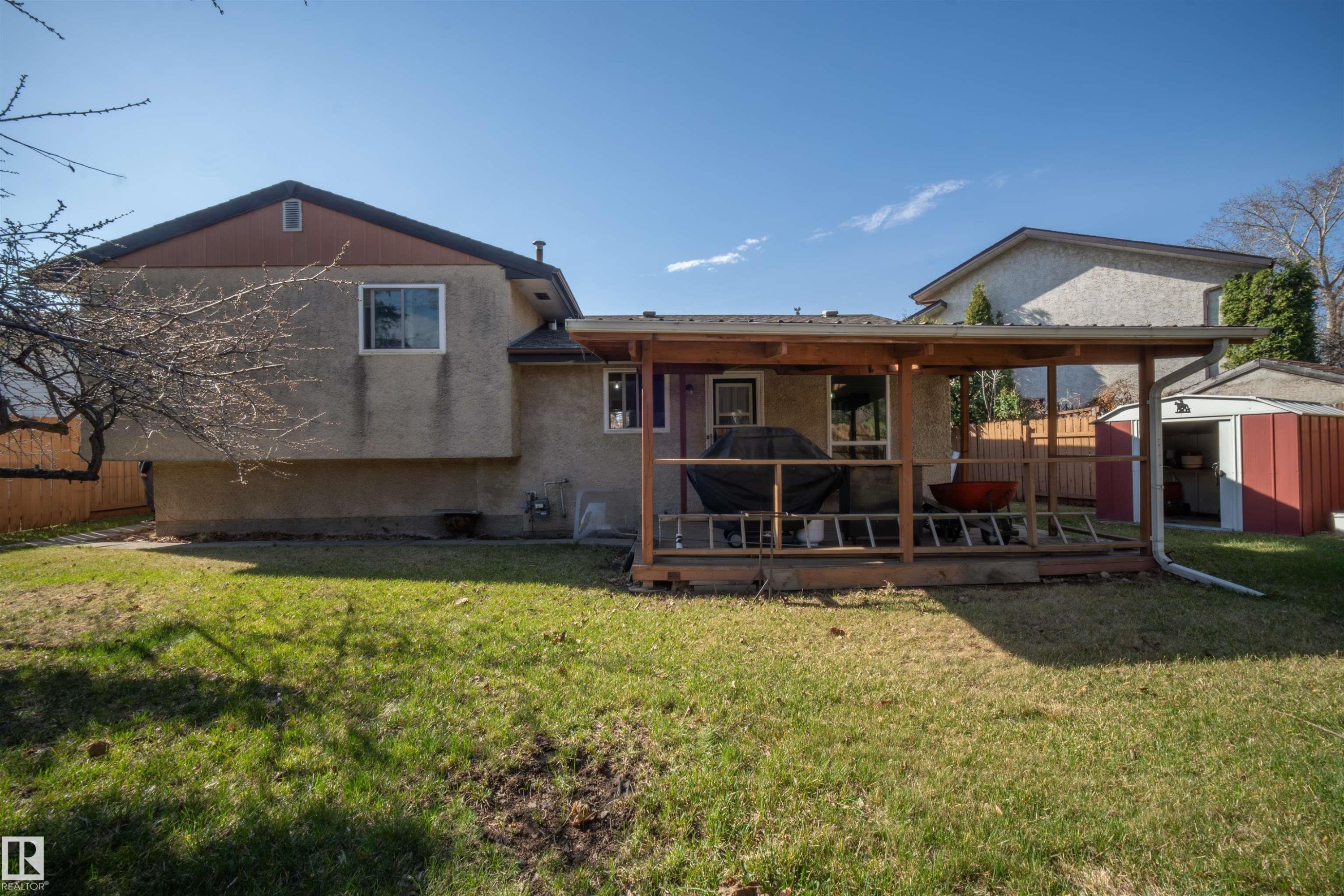 












4724 38B Avenue NW

,
Edmonton,




AB
T6L 5B9


