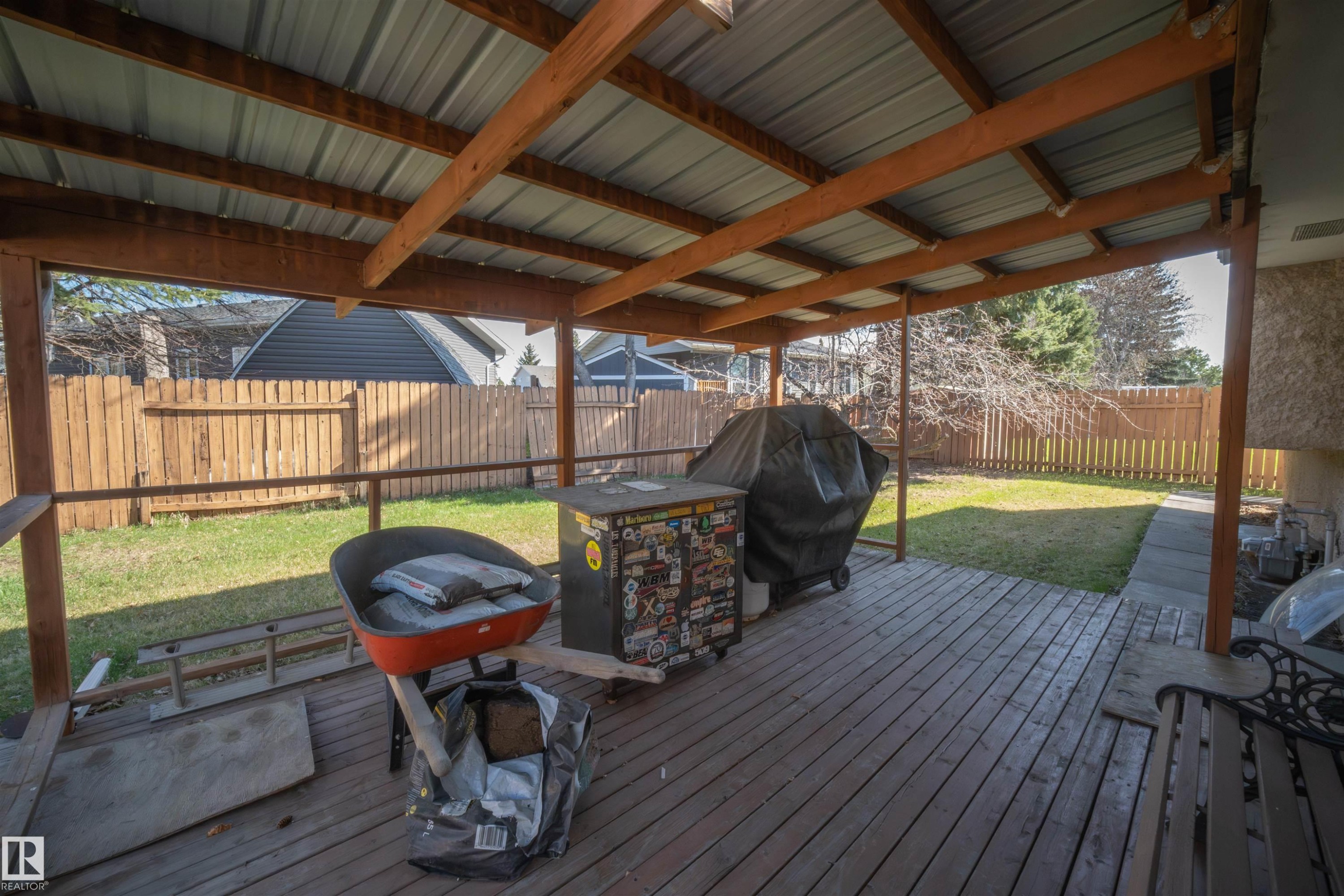 












4724 38B Avenue NW

,
Edmonton,




AB
T6L 5B9

