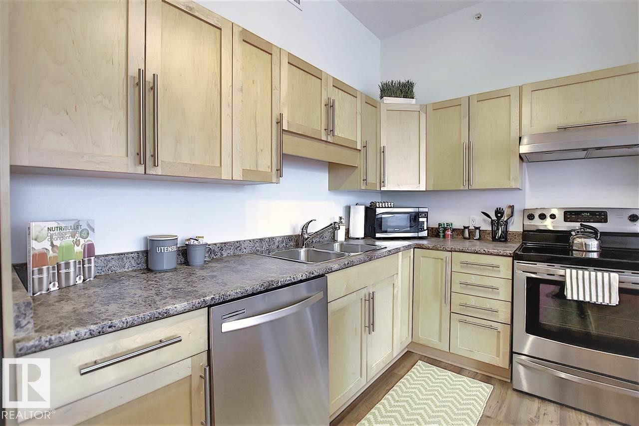 












503 10106 105 Street

,
Edmonton,




AB
T5J 5E7

