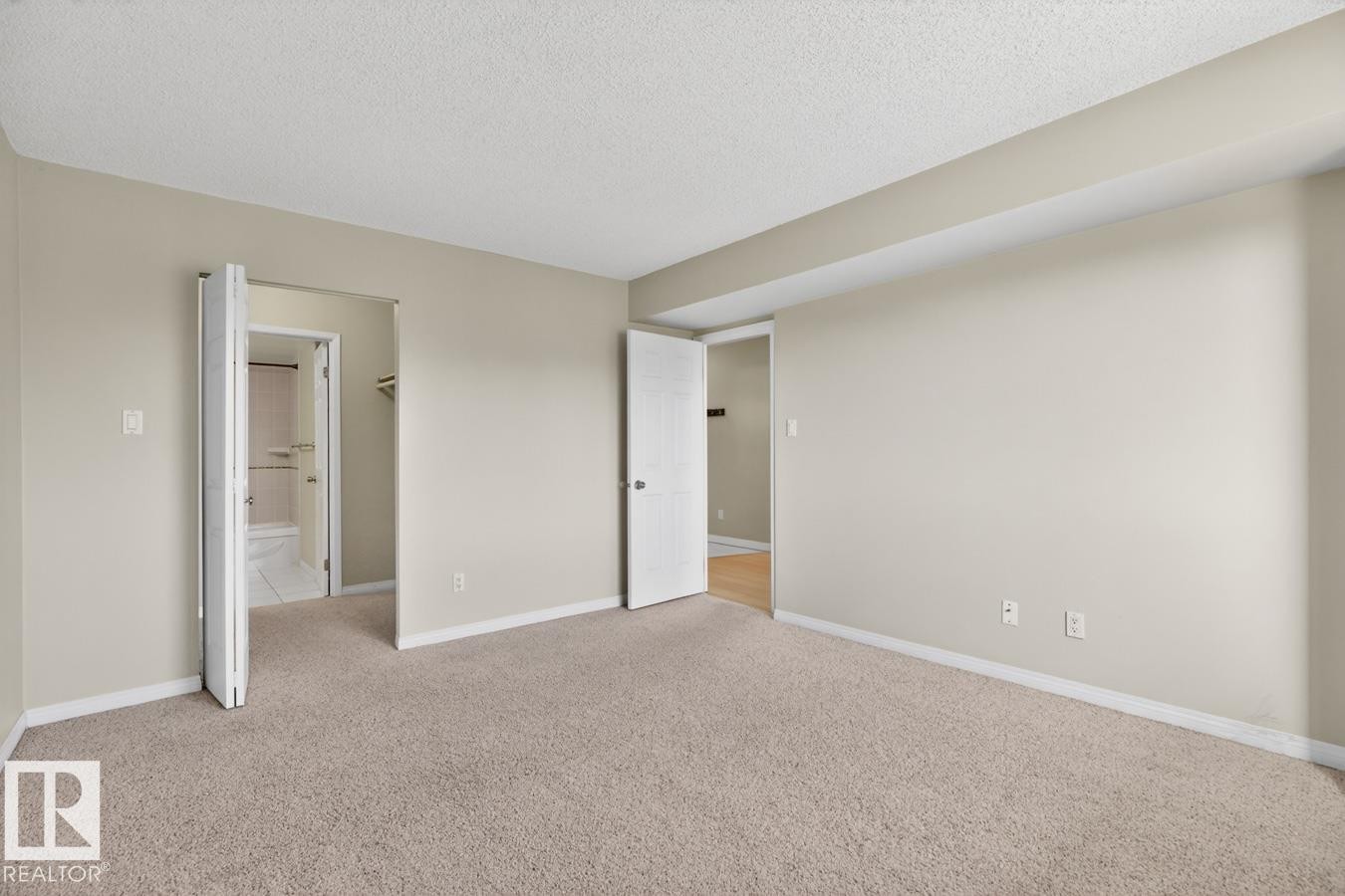 












#405 10545 SASKATCHEWAN DR NW

,
Edmonton,




AB
T6E 6C6


