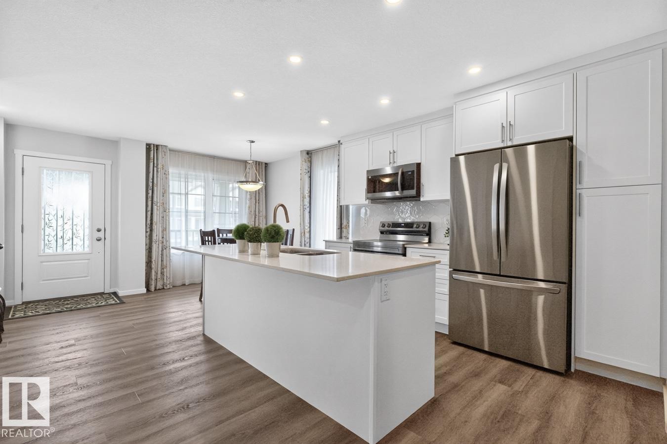 












1022 HEARTHSTONE Boulevard 

,
Sherwood Park,




AB
T8H 3A4


