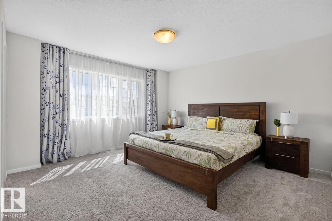 












1022 HEARTHSTONE Boulevard 

,
Sherwood Park,




AB
T8H 3A4

