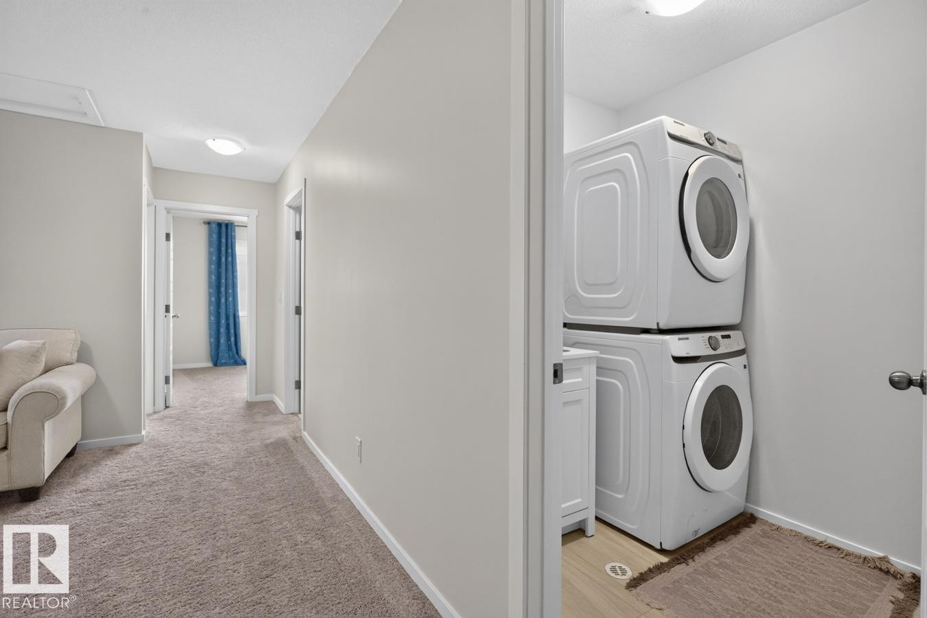 












1022 HEARTHSTONE Boulevard 

,
Sherwood Park,




AB
T8H 3A4

