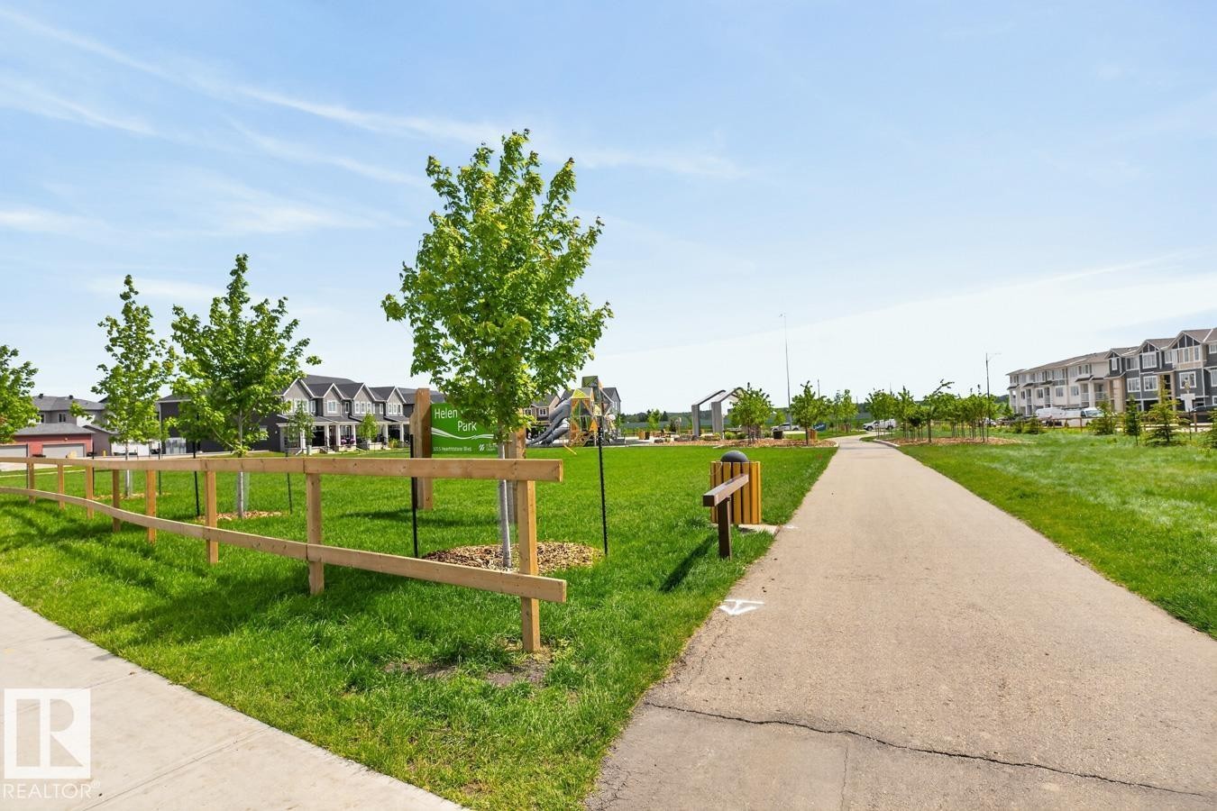 












1022 HEARTHSTONE Boulevard 

,
Sherwood Park,




AB
T8H 3A4

