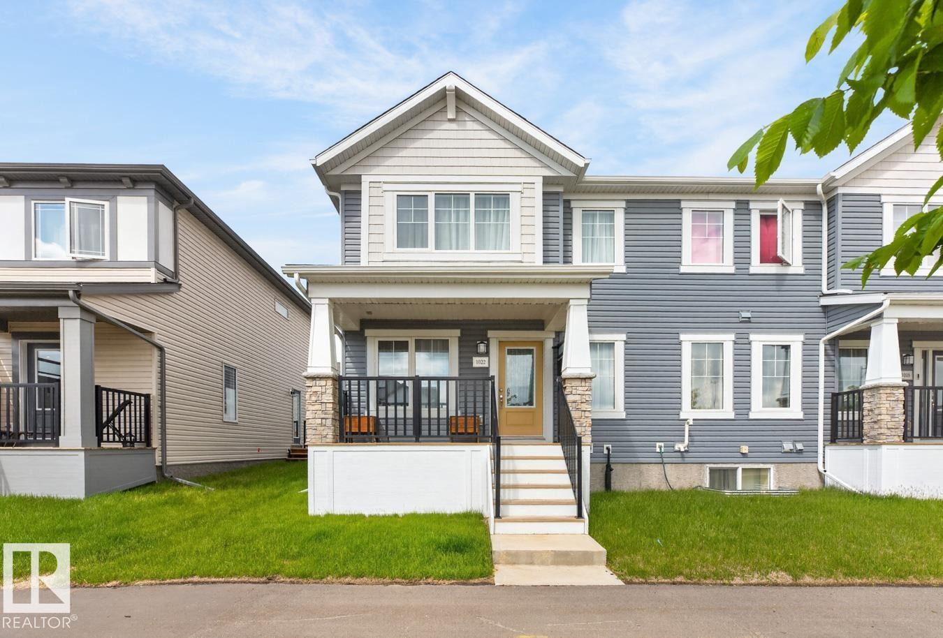 












1022 HEARTHSTONE Boulevard 

,
Sherwood Park,




AB
T8H 3A4

