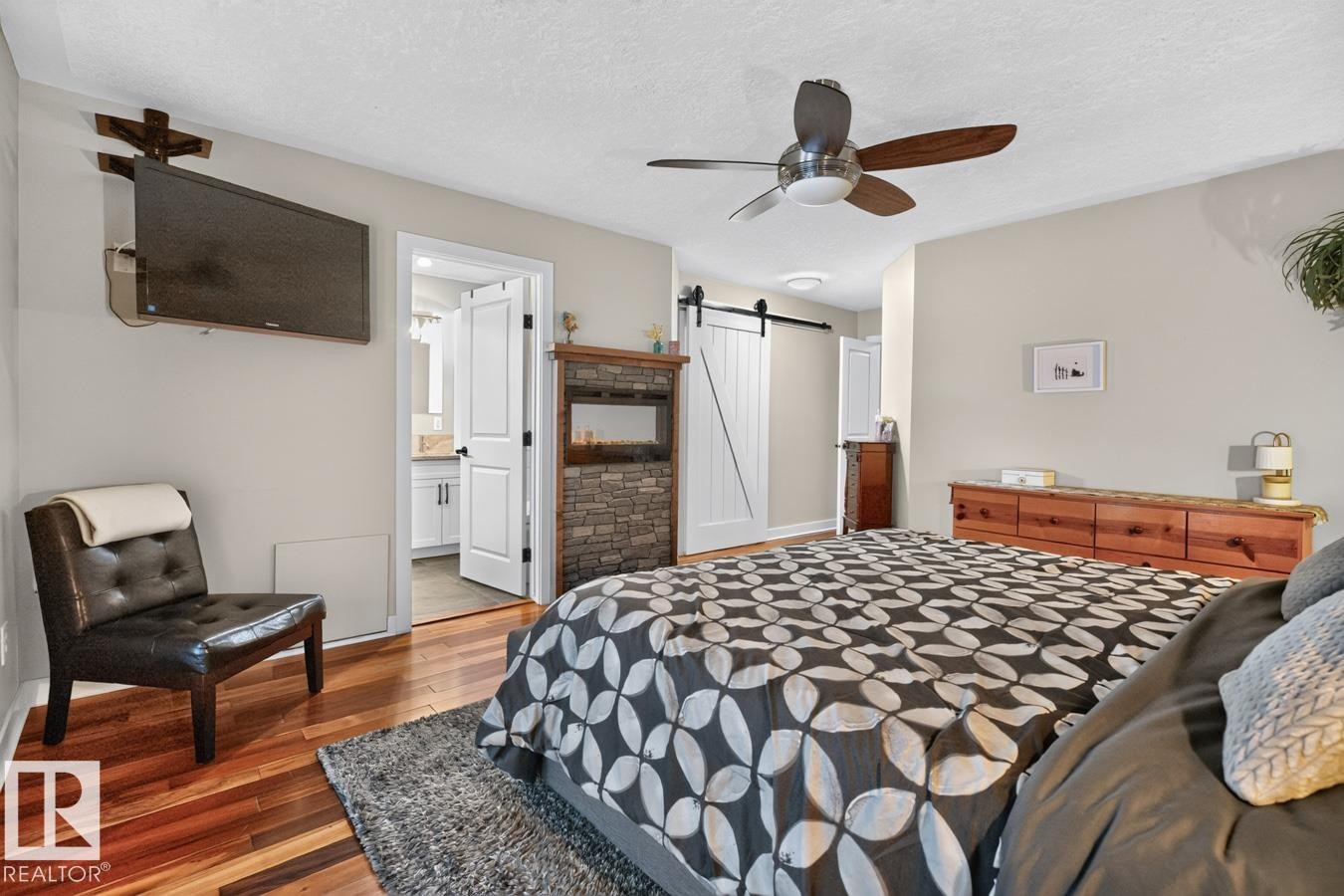 












448 ORMSBY Road NW

,
Edmonton,




AB
T5T 6B1

