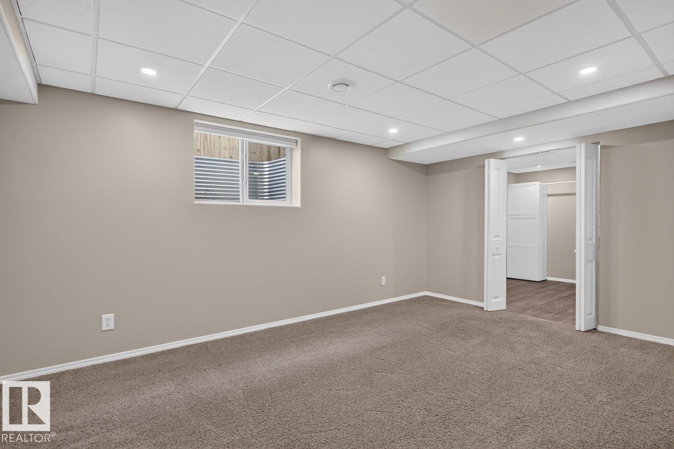 












448 ORMSBY Road NW

,
Edmonton,




AB
T5T 6B1

