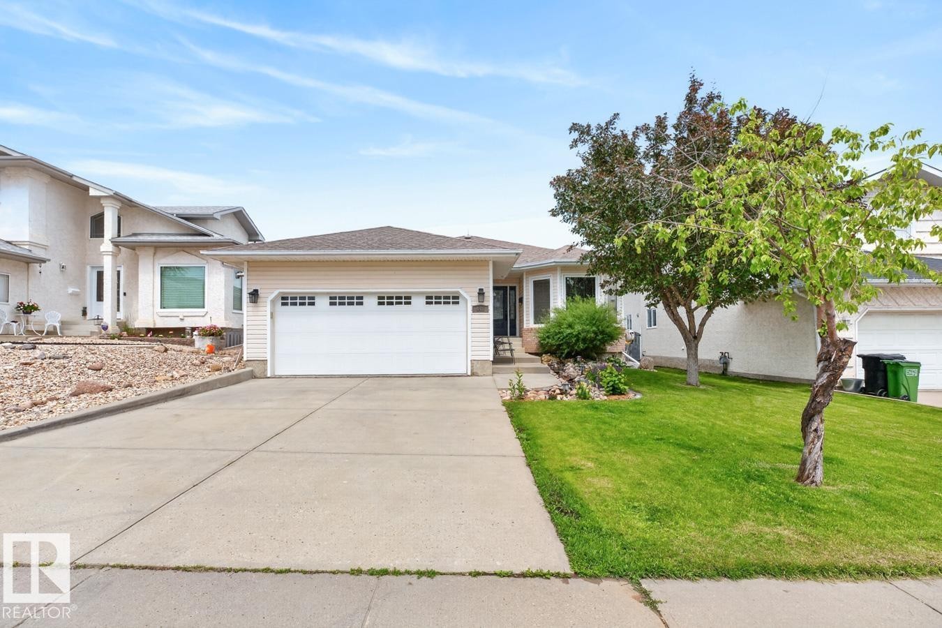 












448 ORMSBY Road NW

,
Edmonton,




AB
T5T 6B1

