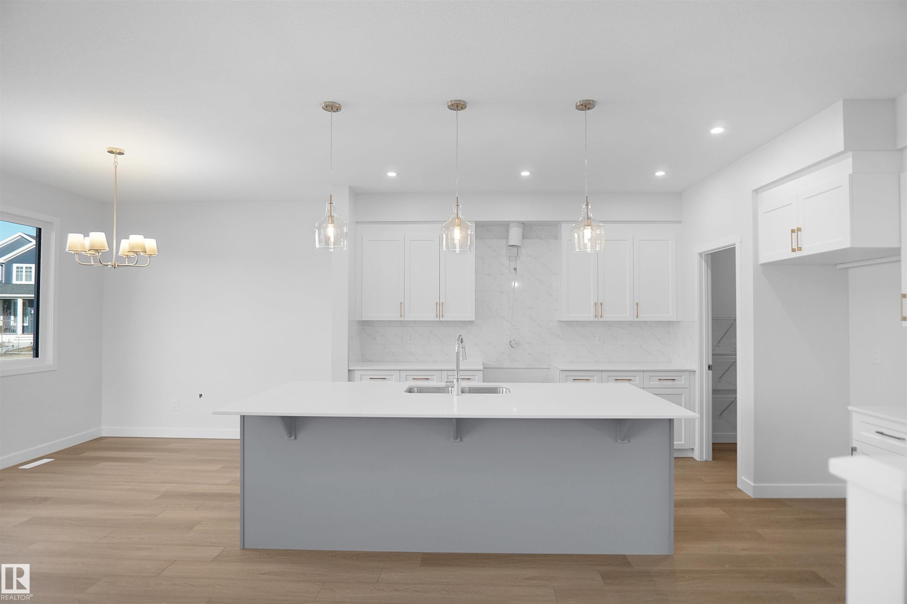 












22940 82 Avenue NW

,
Edmonton,




AB
T5T 4H5

