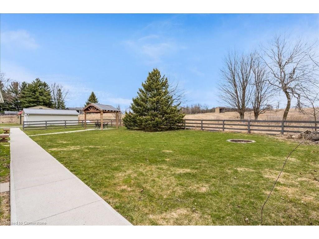 









337


Highway 52

 North,
Ancaster,




ON
L0R 1T0

