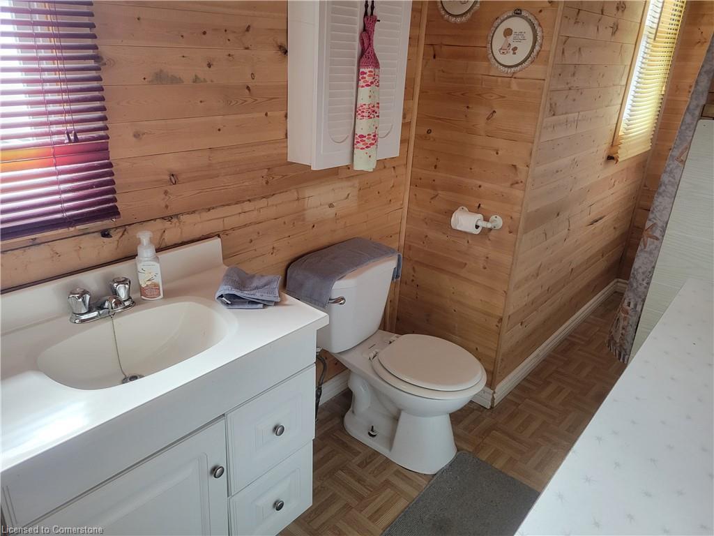 









1072


Lakeshore

Road,
Selkirk,




ON
N0A 1P0

