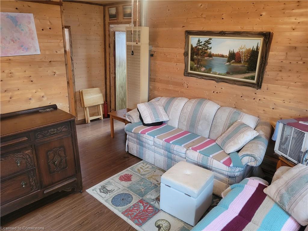 









1072


Lakeshore

Road,
Selkirk,




ON
N0A 1P0

