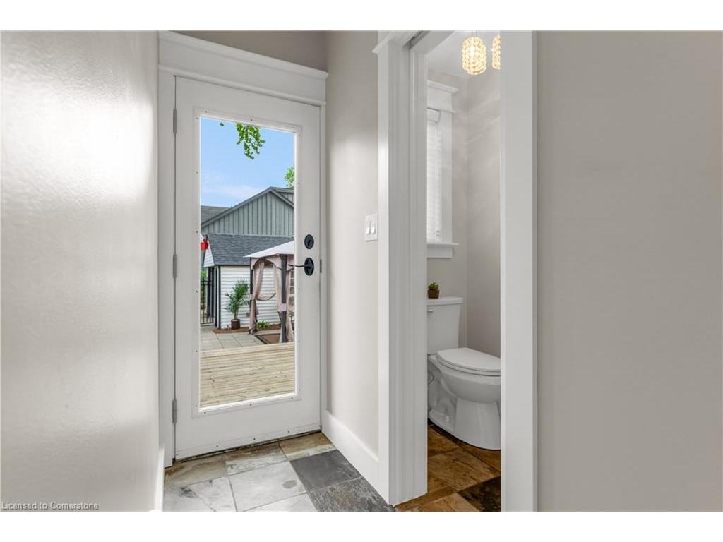 









605


Emerald

Street,
Burlington,




ON
L7R 2P3

