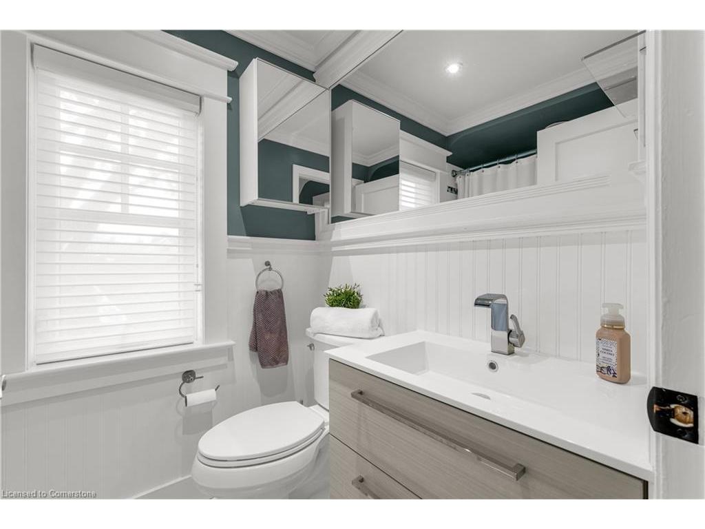 









605


Emerald

Street,
Burlington,




ON
L7R 2P3

