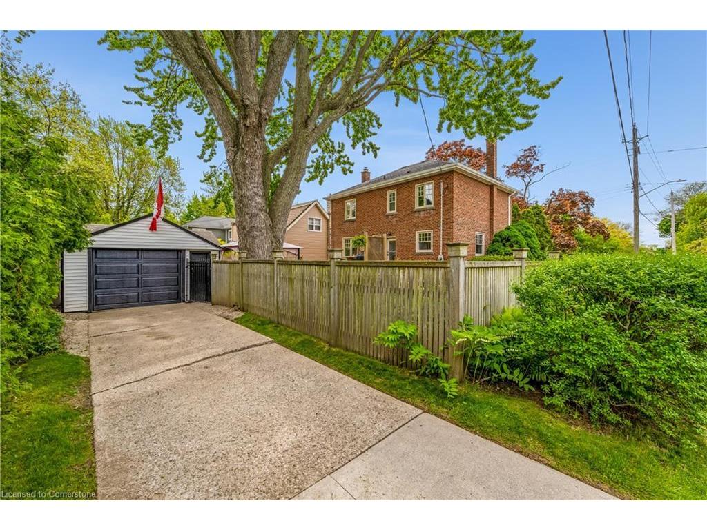 









605


Emerald

Street,
Burlington,




ON
L7R 2P3

