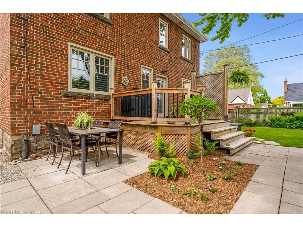 









605


Emerald

Street,
Burlington,




ON
L7R 2P3

