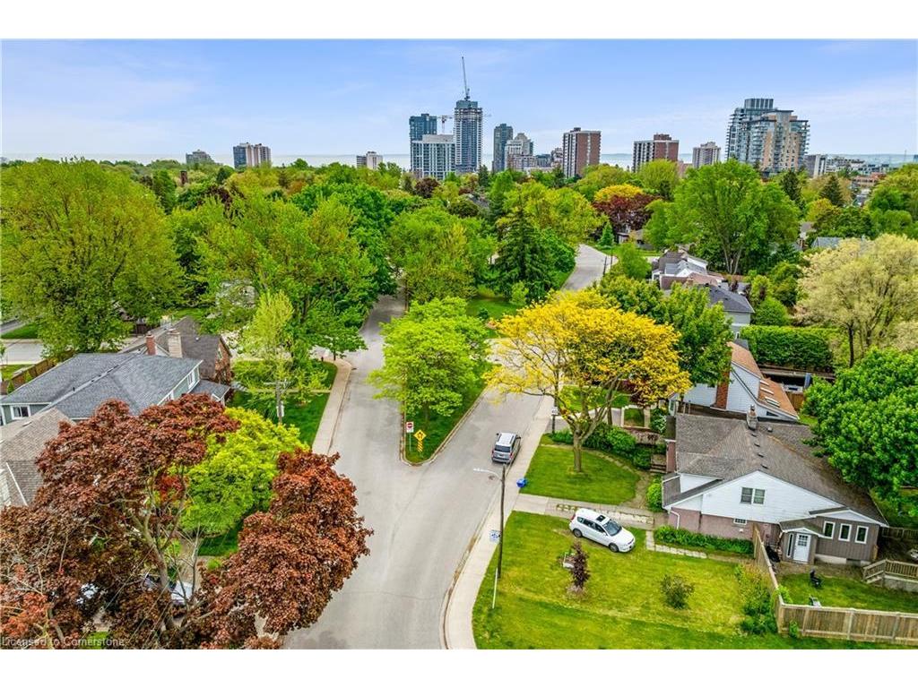 









605


Emerald

Street,
Burlington,




ON
L7R 2P3

