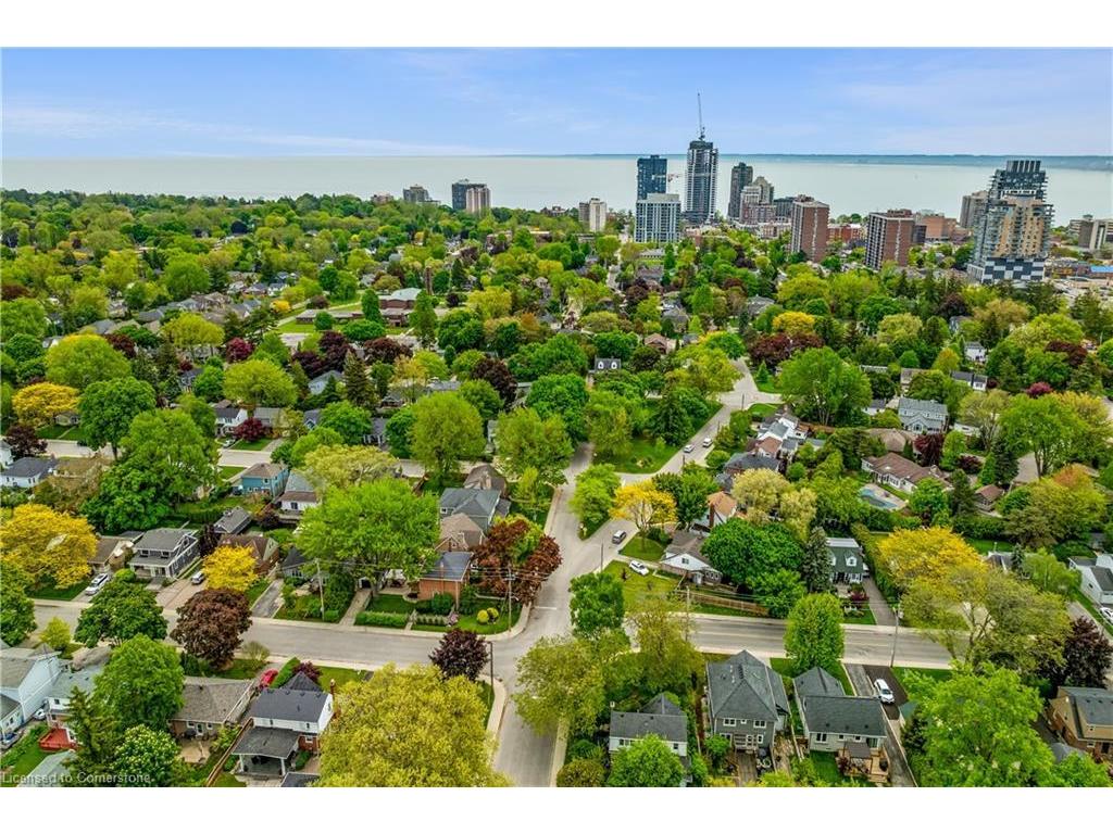 









605


Emerald

Street,
Burlington,




ON
L7R 2P3

