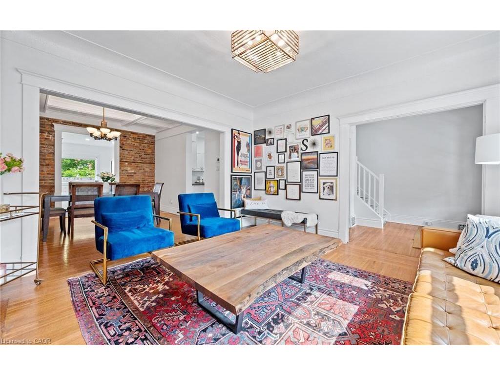 









124


Eastbourne

Avenue,
Hamilton,




ON
L8M 2M8

