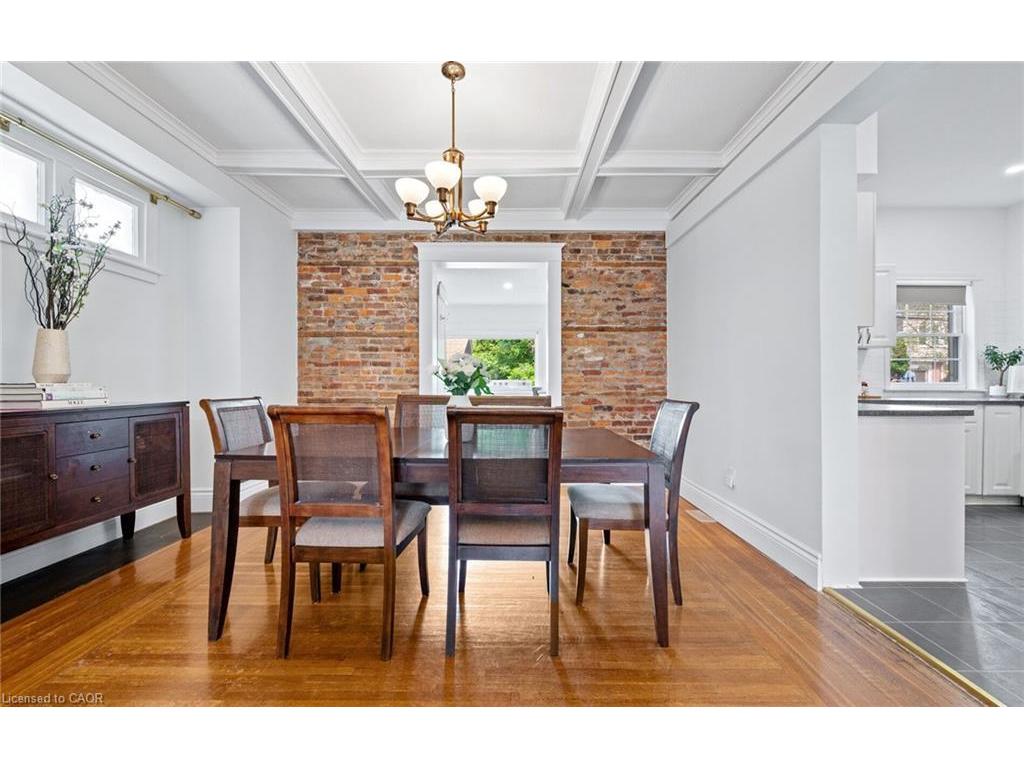 









124


Eastbourne

Avenue,
Hamilton,




ON
L8M 2M8

