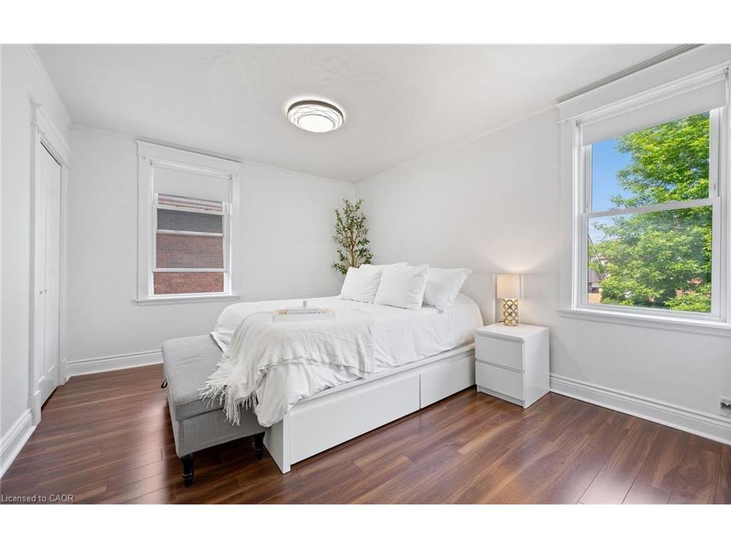 









124


Eastbourne

Avenue,
Hamilton,




ON
L8M 2M8

