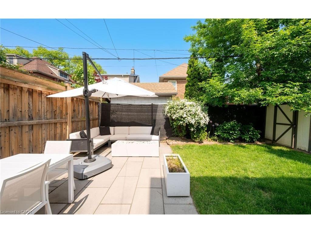 









124


Eastbourne

Avenue,
Hamilton,




ON
L8M 2M8

