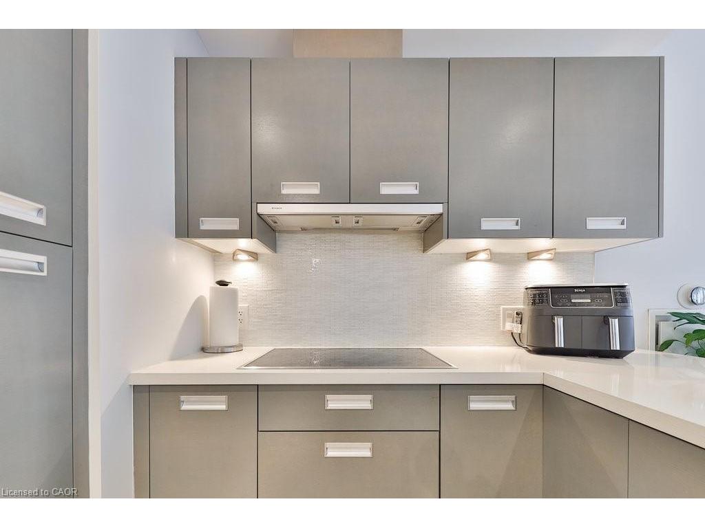 









88


Park Lawn

Road, 1511,
Toronto,




ON
M8Y 0B5

