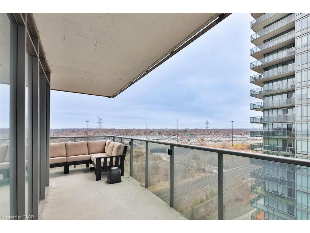









88


Park Lawn

Road, 1511,
Toronto,




ON
M8Y 0B5

