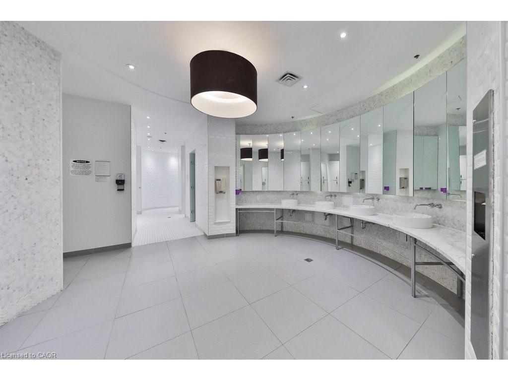 









88


Park Lawn

Road, 1511,
Toronto,




ON
M8Y 0B5

