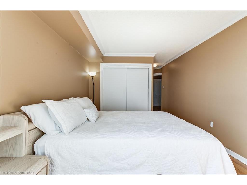 









75


King

Street East, 1105,
Mississauga,




ON
L5A 4G5

