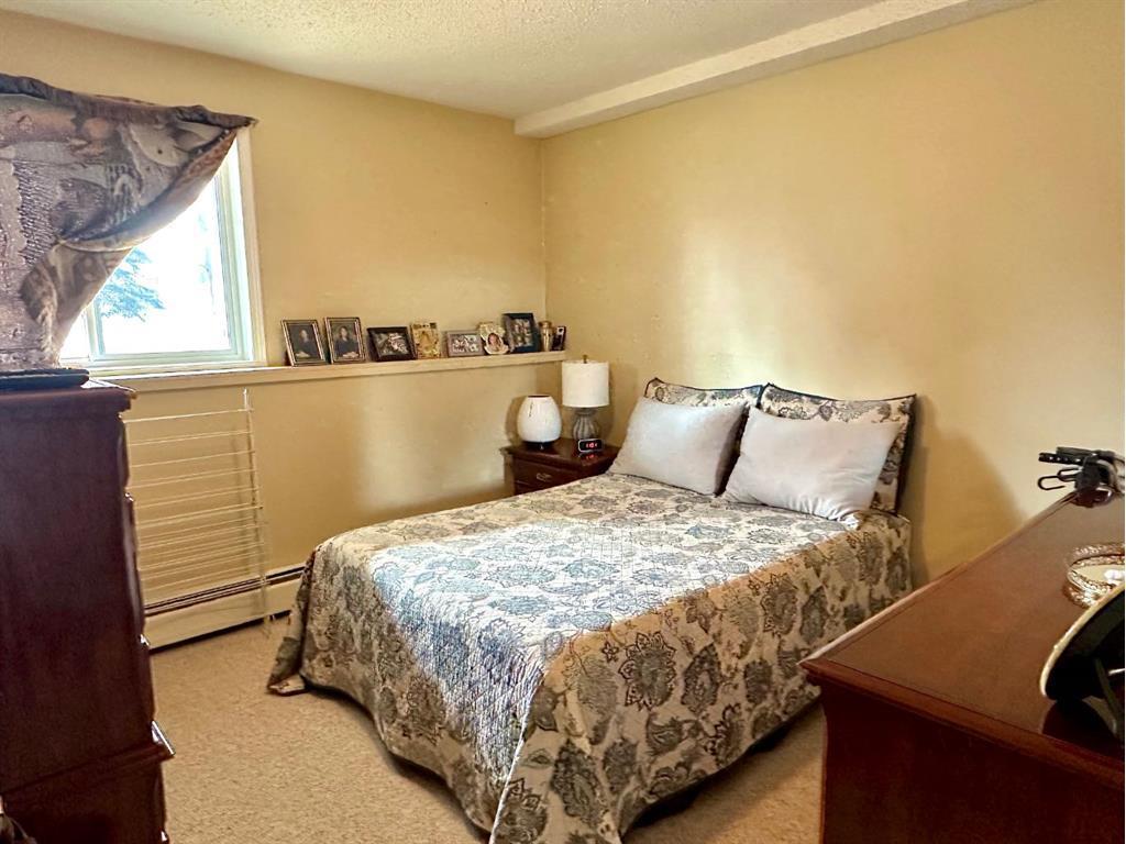 









5418


52

Street, 101,
Camrose,




AB
T4V4A6

