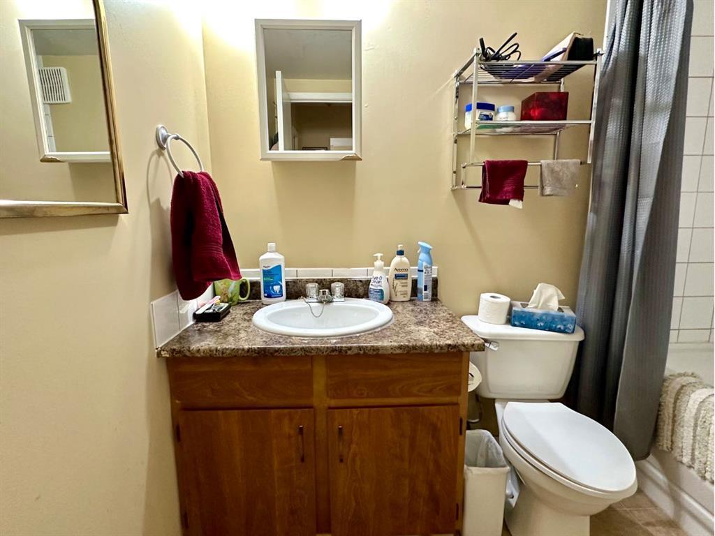 









5418


52

Street, 101,
Camrose,




AB
T4V4A6

