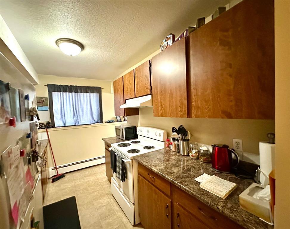 









5418


52

Street, 101,
Camrose,




AB
T4V4A6

