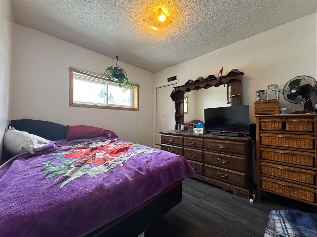 









6009


47A

Avenue,
Camrose,




AB
T4V0H3

