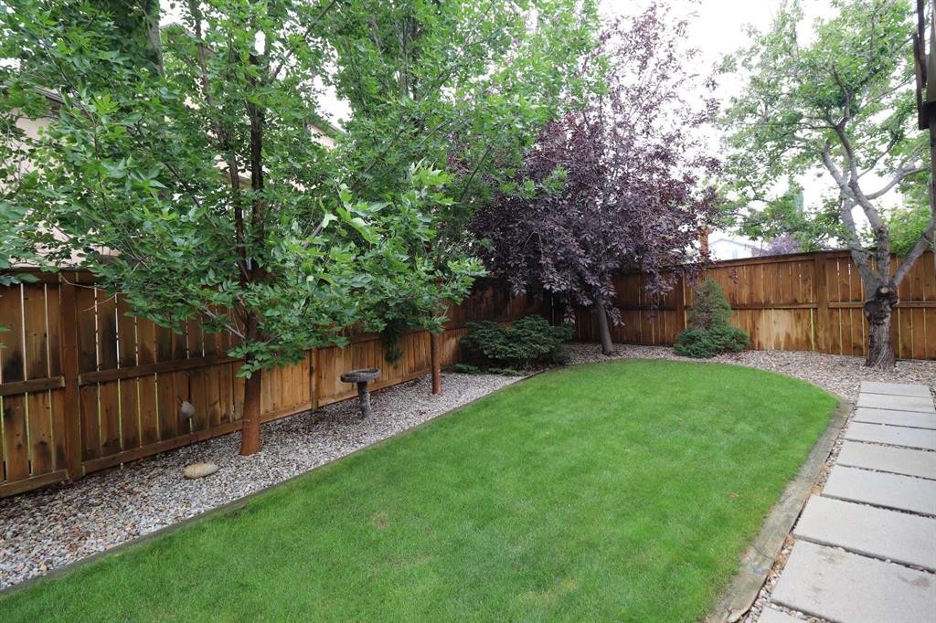 









22


Riverview

Crescent West,
Lethbridge,




AB
T1K 5E7

