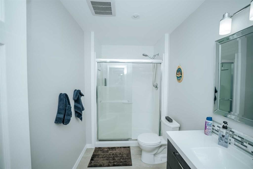 









208


Silkstone

Bay West,
Lethbridge,




AB
T1J 2A2

